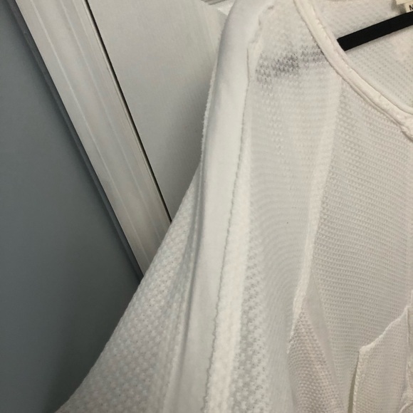 POL Womens White V-Neck Oversized Short Sleeve Raw Hem Top Medium - Picture 7 of 15